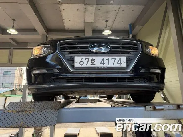 HYUNDAI GRANDEUR — из Кореи под ключ
