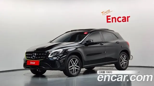 MERCEDES-BENZ GLA-CLASS X156 2018