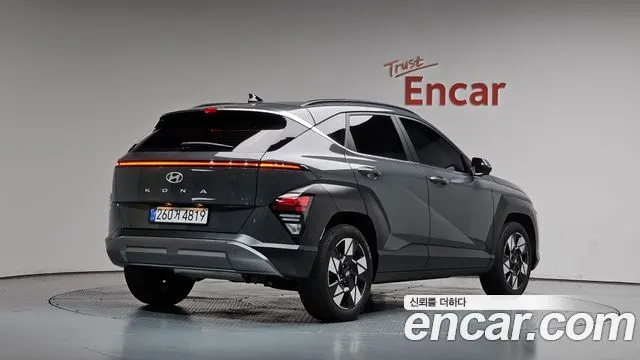 HYUNDAI KONA HYBRID 2025