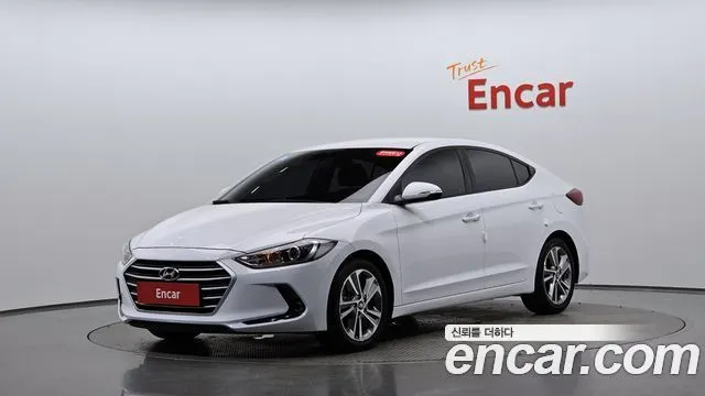 HYUNDAI AVANTE 2018 — из Кореи под ключ