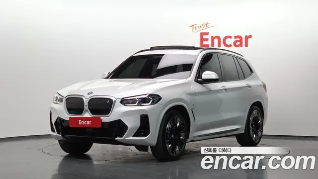BMW IX3 — из Кореи под ключ