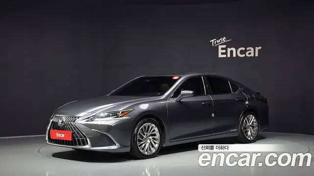 LEXUS ES300H 2022 — из Кореи под ключ