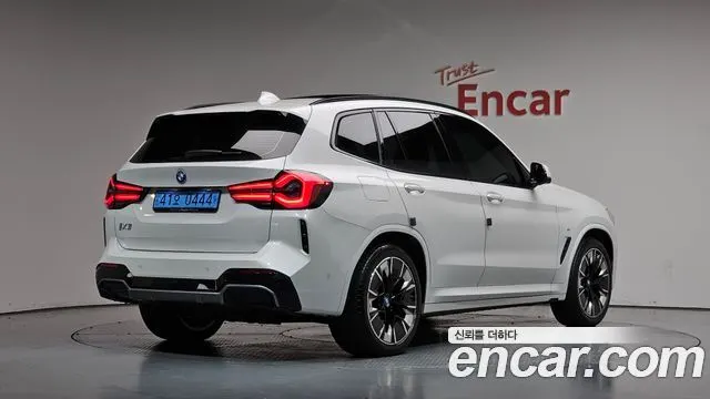 BMW IX3 — из Кореи под ключ