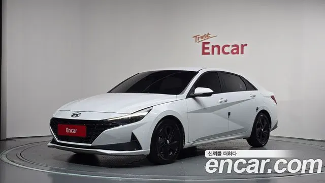 HYUNDAI AVANTE HYBRID 2023