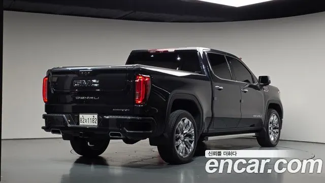 GMC SIERRA 2023