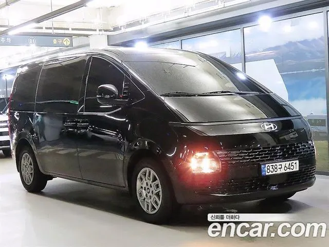 HYUNDAI STARIA — из Кореи под ключ
