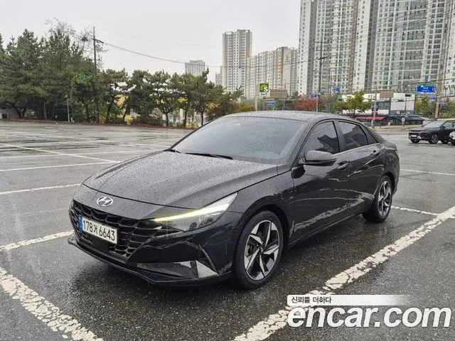 HYUNDAI AVANTE HYBRID 2023