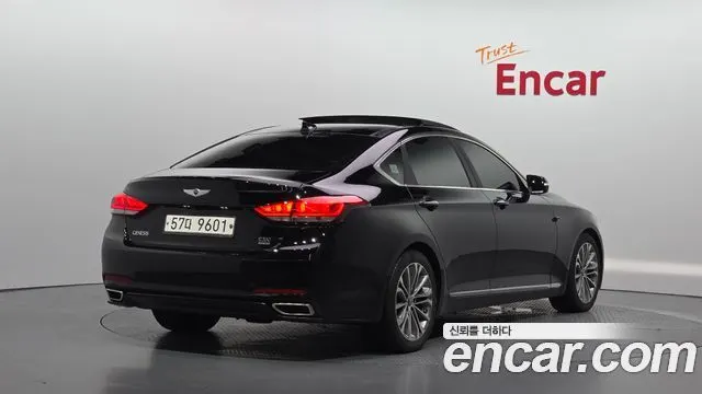 HYUNDAI GENESIS DH 2015