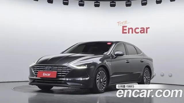 HYUNDAI SONATA HYBRID 2020