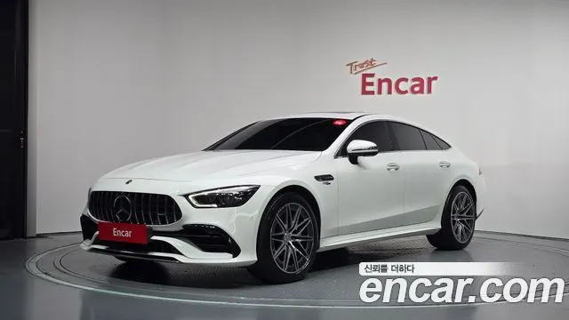 MERCEDES-BENZ AMG GT 2022