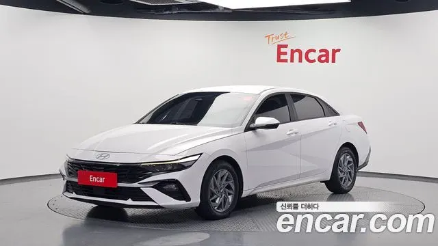 HYUNDAI AVANTE HYBRID 2024