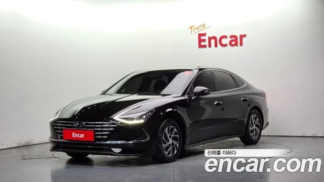 HYUNDAI SONATA HYBRID 2021