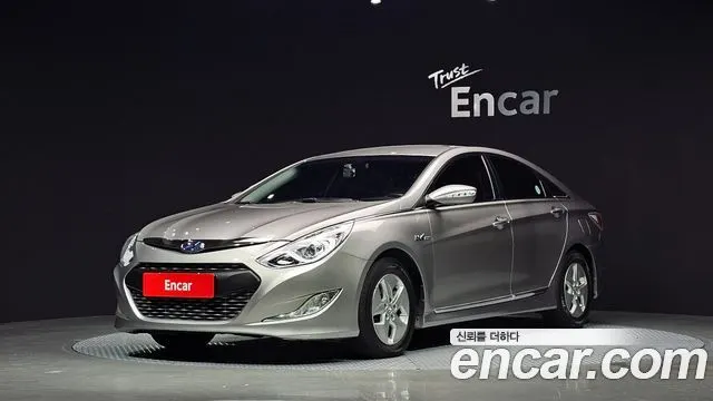 HYUNDAI SONATA HYBRID 2012