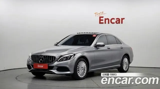 MERCEDES-BENZ C-CLASS W205 2016