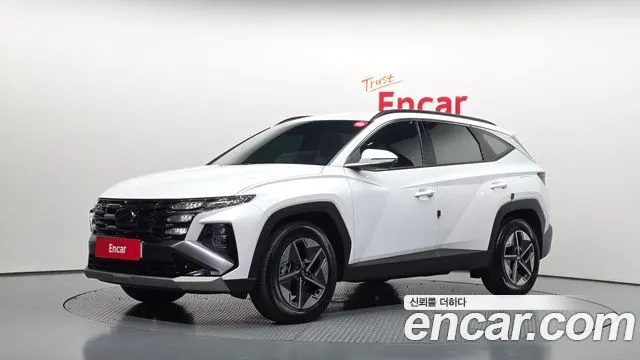 HYUNDAI TUCSON HYBRID 2024