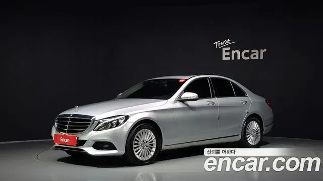 MERCEDES-BENZ C-CLASS W205 2015