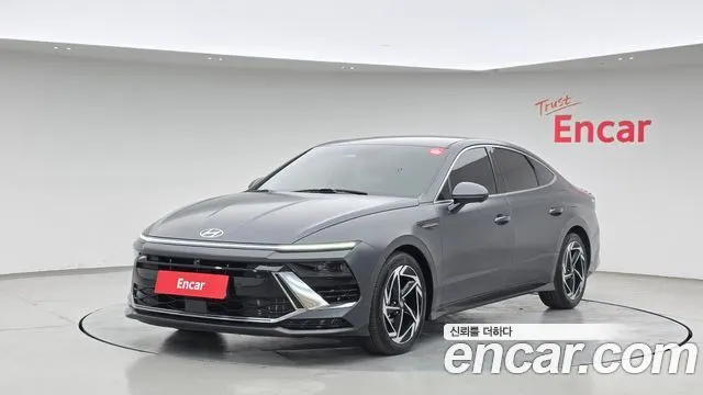 HYUNDAI SONATA HYBRID 2024