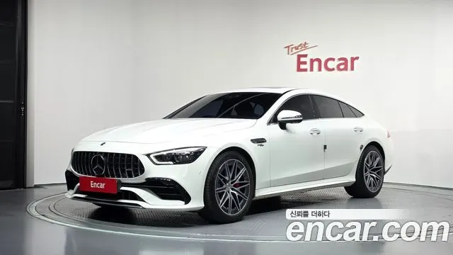MERCEDES-BENZ AMG GT 2023