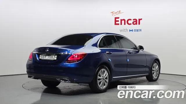 MERCEDES-BENZ C-CLASS W205 2019