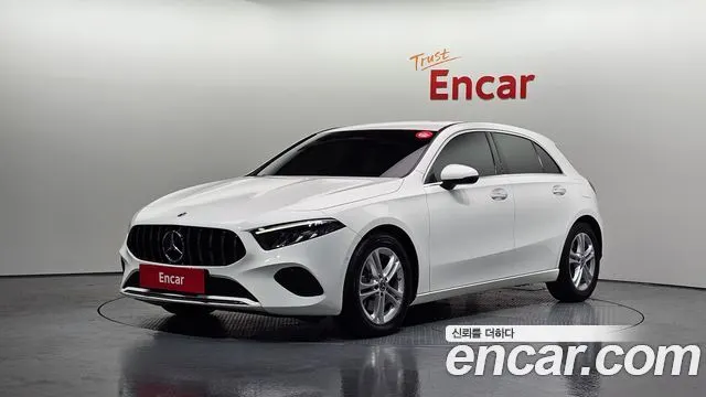 MERCEDES-BENZ A-CLASS W177 2024
