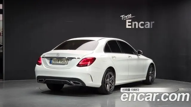 MERCEDES-BENZ C-CLASS W205 2021
