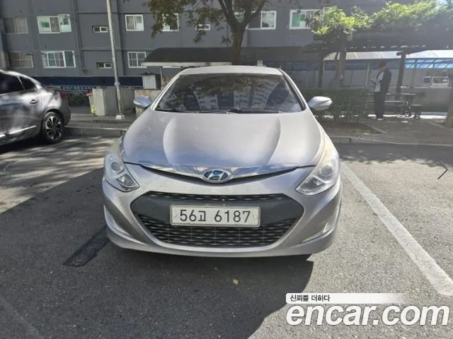 HYUNDAI SONATA HYBRID 2012