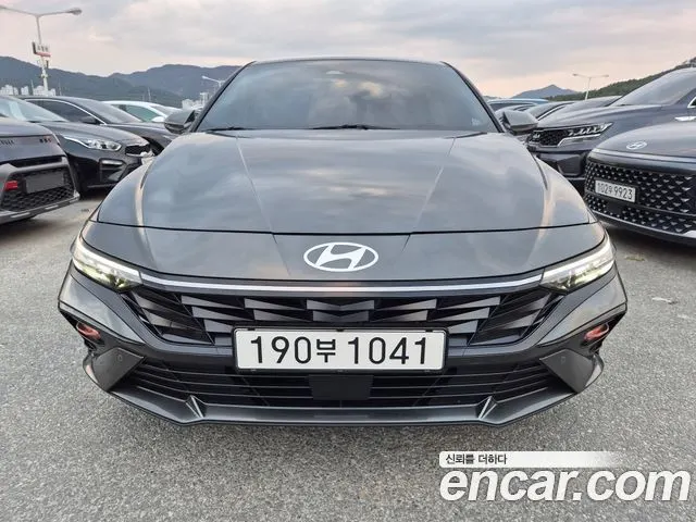 HYUNDAI AVANTE HYBRID 2024