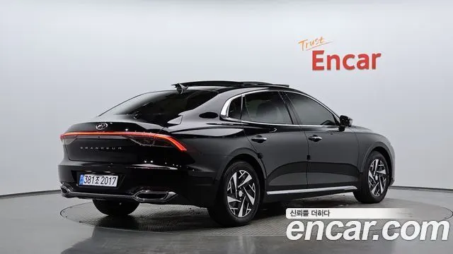 HYUNDAI GRANDEUR HYBRID 2023