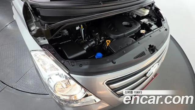 HYUNDAI GRAND STAREX 2018 — 166 103 км, серебристо-серый, Корея — под ключ — фото 6