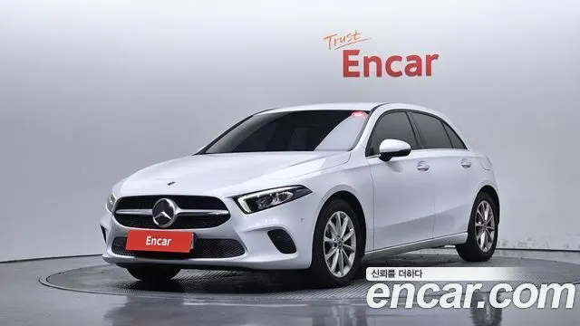 MERCEDES-BENZ A-CLASS W177 2019