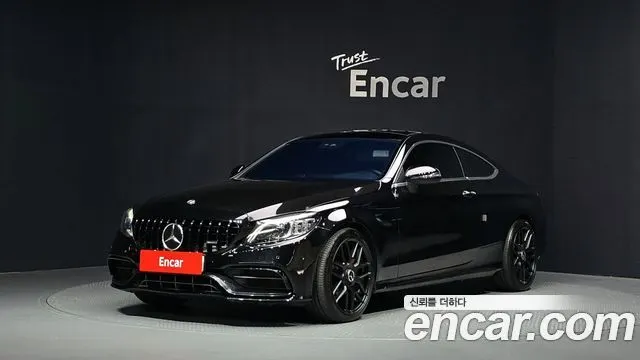 MERCEDES-BENZ C-CLASS W205 2020