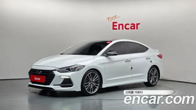 HYUNDAI AVANTE 2017 — из Кореи под ключ