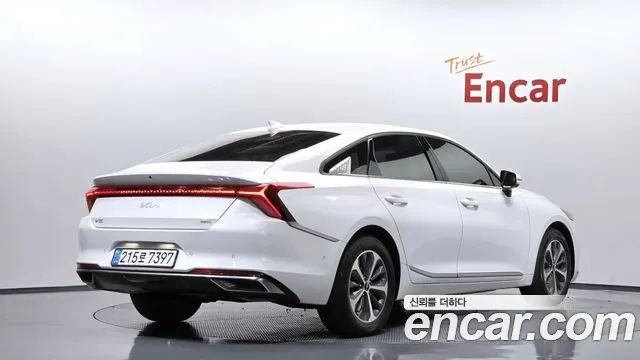 KIA K8 HYBRID 2023
