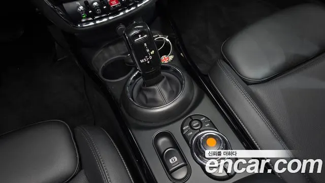 MINI COOPER CLUBMAN 2020 — 33 475 км, светло-золотистый, Корея — под ключ — фото 9