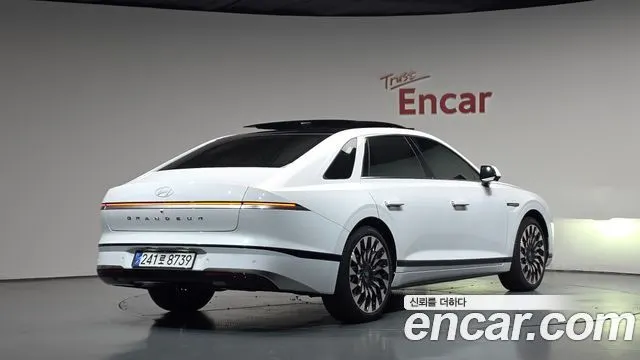 HYUNDAI GRANDEUR HYBRID 2027