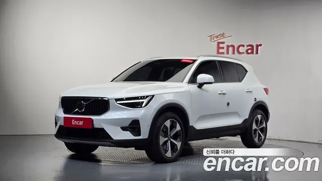 VOLVO XC40 2025 — из Кореи под ключ