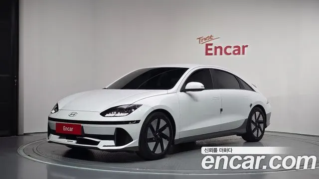 HYUNDAI IONIQ 6 2023