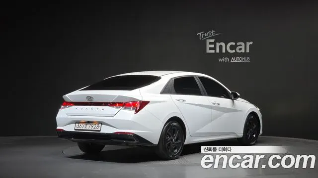 HYUNDAI AVANTE HYBRID 2023