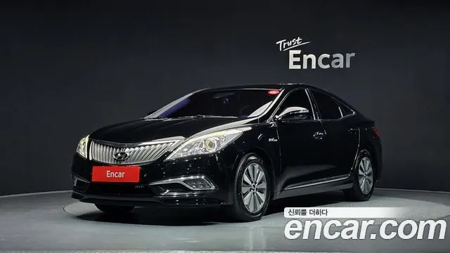 HYUNDAI GRANDEUR HYBRID 2016