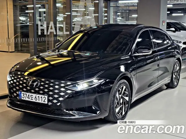 HYUNDAI GRANDEUR HYBRID 2023