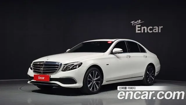 MERCEDES-BENZ E-CLASS W213 2020