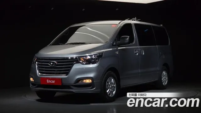HYUNDAI GRAND STAREX 2019