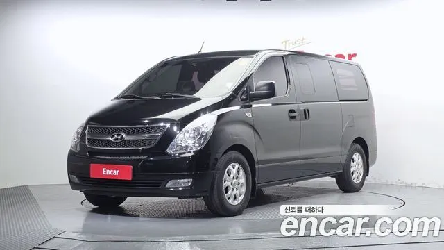HYUNDAI GRAND STAREX 2015