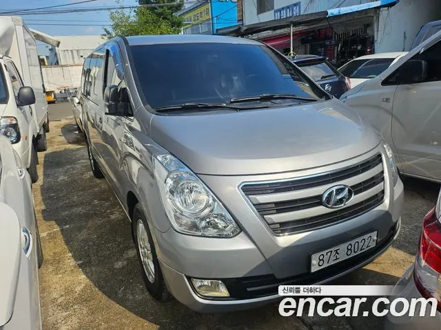 HYUNDAI GRAND STAREX 2017
