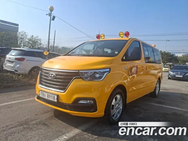HYUNDAI GRAND STAREX 2021
