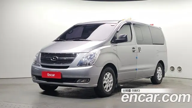 HYUNDAI GRAND STAREX 2014