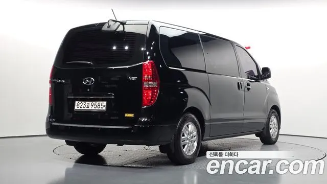 HYUNDAI GRAND STAREX 2019