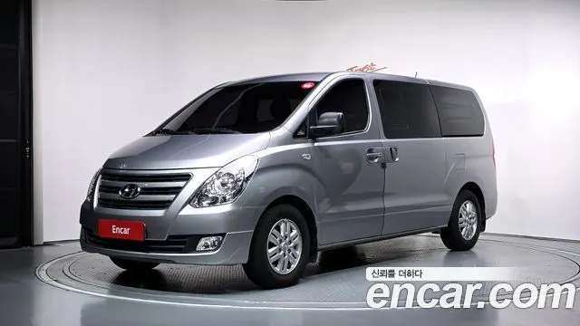 HYUNDAI GRAND STAREX 2018